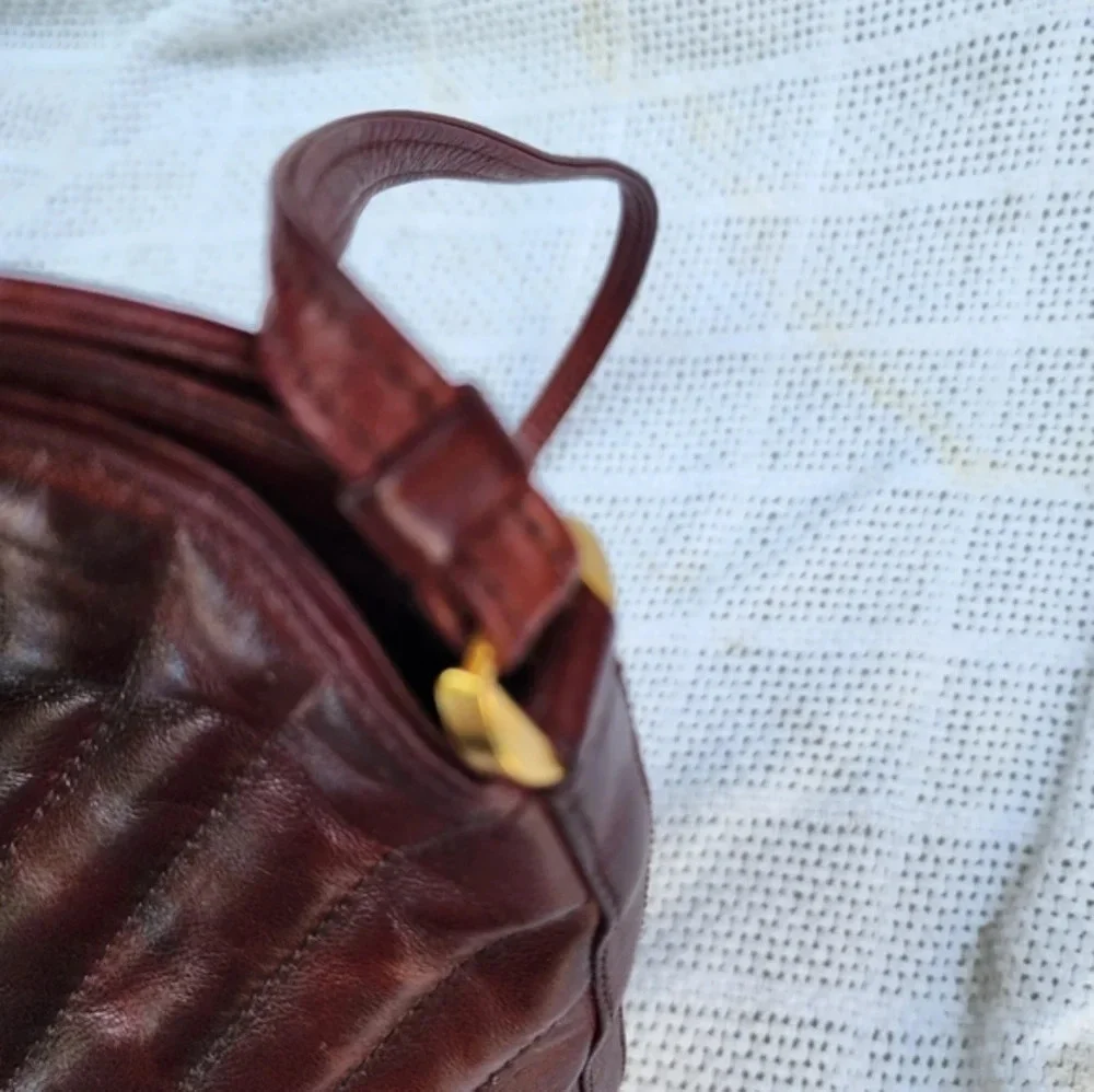 Vintage GBC Wine leather shoulderbag‎